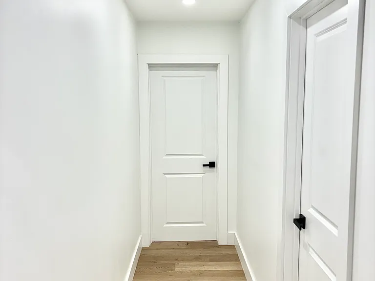 181 Washington St — Photo 11