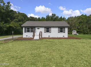 7124 Huckleberry Rd, Lucama, NC 27851