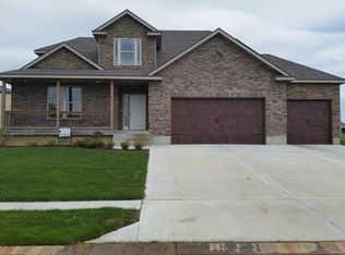 1223 Hillman Ln, Warrensburg, MO 64093