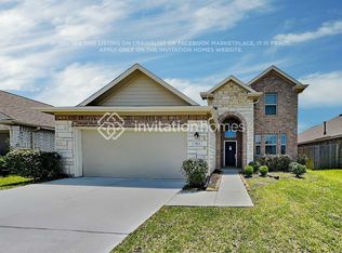 513 Pecan Landing Ln, La Marque, TX 77568