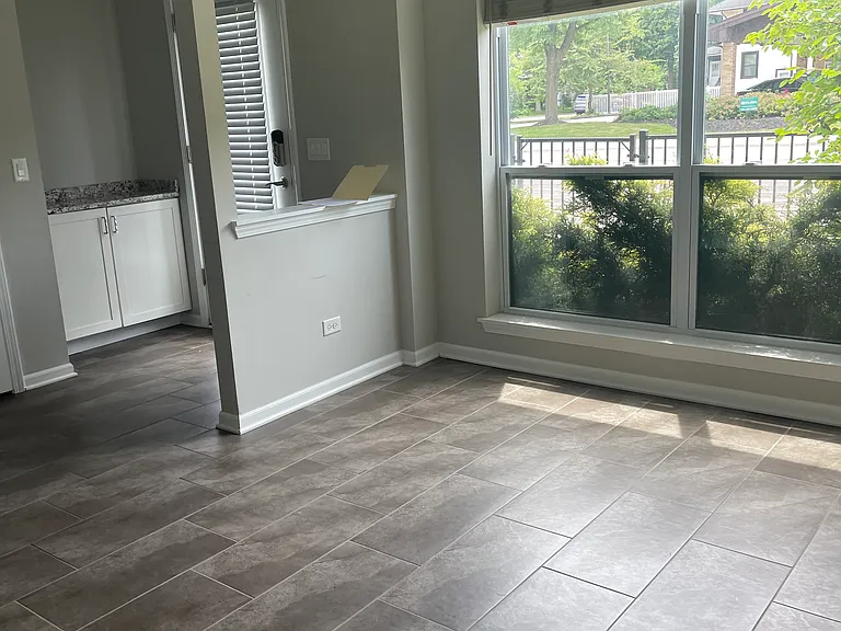 948 Madison St — Photo 10
