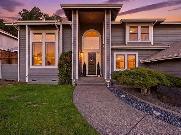 5th image of 512 McNear Avenue