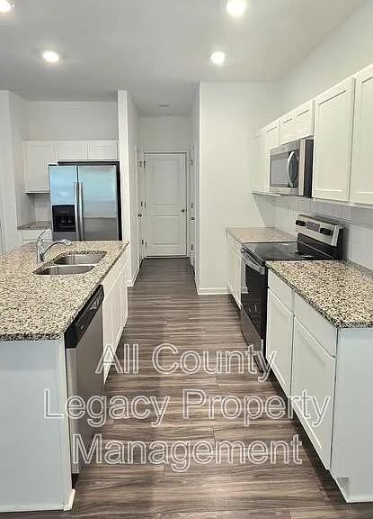 2984 Ben Park Ln — Photo 2