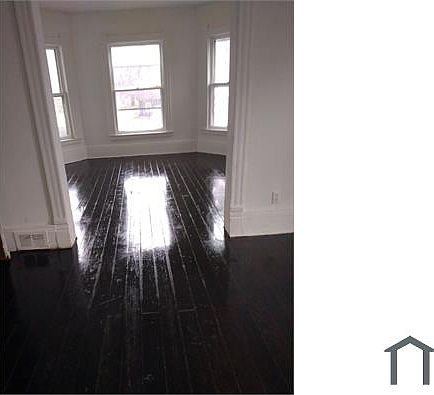 2nd image of 209 Shirley Dr