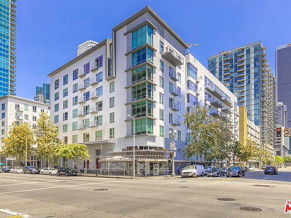 3rd image of 645 W 9th St APT 211