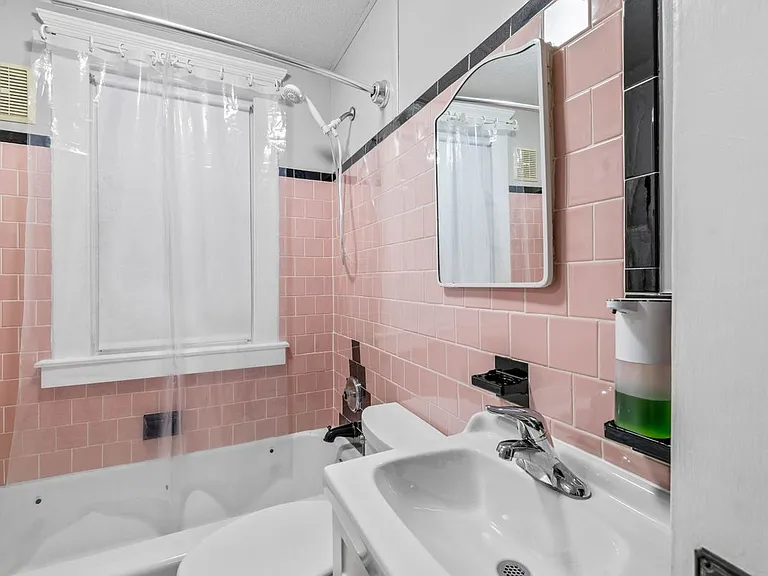 1857 State St #1 — Photo 15