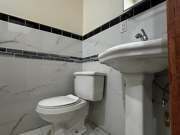 5th image of 244 Central Ave APT 2L