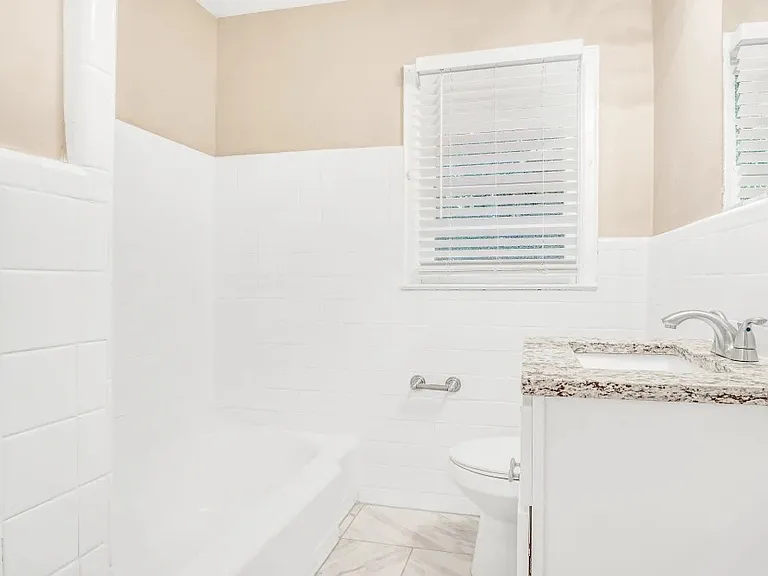 1425 Dennis Dr — Photo 4