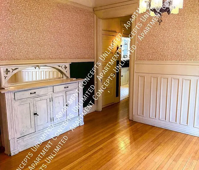 1302 N Williams St #1 — Photo 6