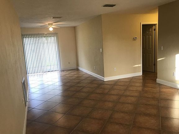 2nd image of 1822 Enterprise Ave #A