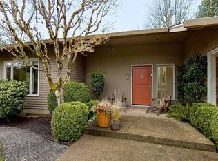 13327 Atwater Ln, Lake Oswego, OR 97034