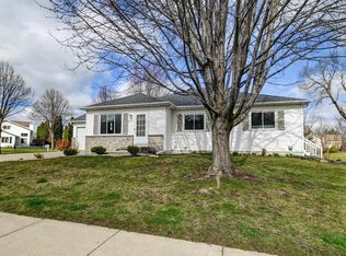 6122 Culpepper Ln, Madison, WI 53718