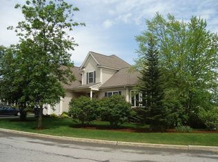 72 Four Sisters Rd, South Burlington, VT 05403