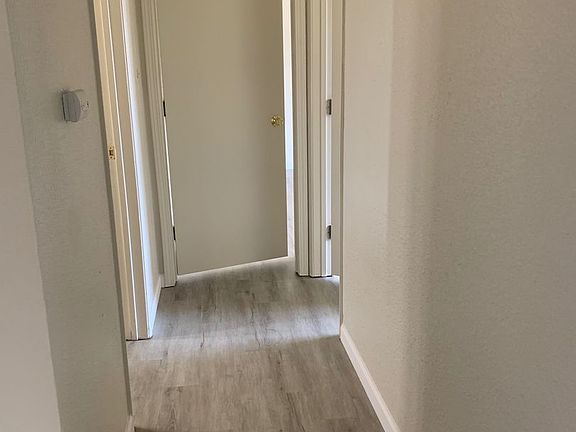 5th image of 1625 Park Ln APT 12