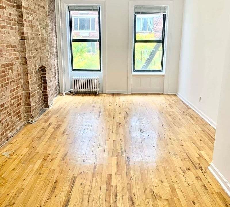 1st image of 137 W 67th St #4