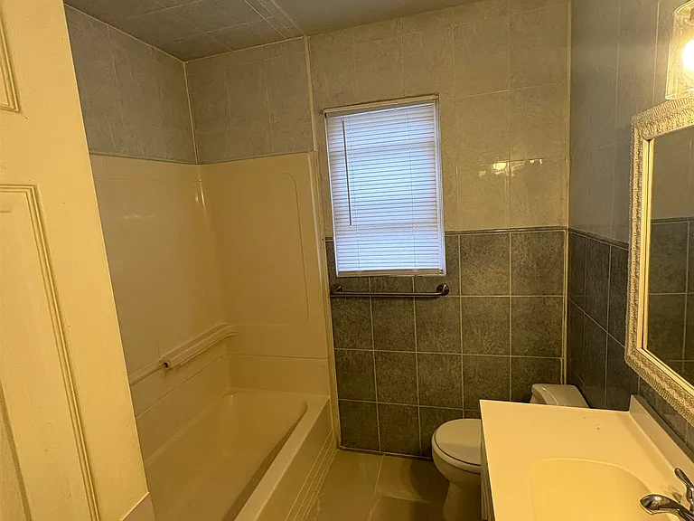 36 Pinecrest Rd #2 — Photo 3
