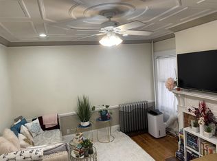 465 Park Dr APT 10, Boston, MA 02215