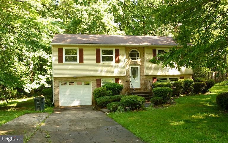 1st image of 7708 Eckley Ct