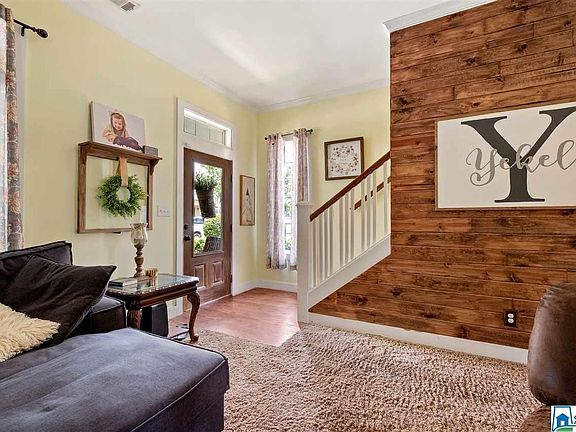 4th image of 5427 Camellia Ln