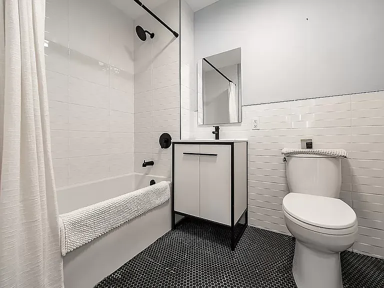 1120 Saint Johns Pl #507 — Photo 8
