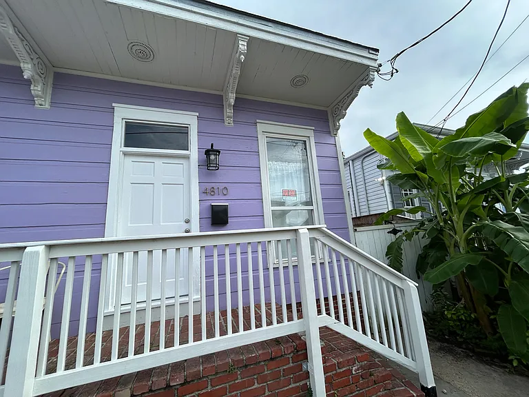 4810 Annunciation St — Photo 1