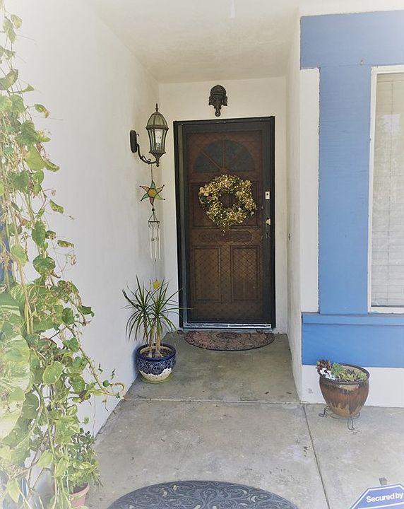 1st image of 18685 Alderbury Dr