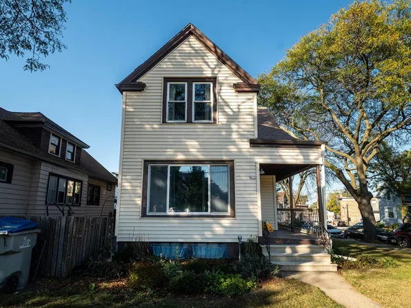 832 E Russell AVENUE, Milwaukee, WI 53207