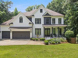 525 Forest Hills Dr, Sandy Springs, GA 30342
