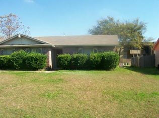 1206 Yukon Dr, Garland, TX 75040