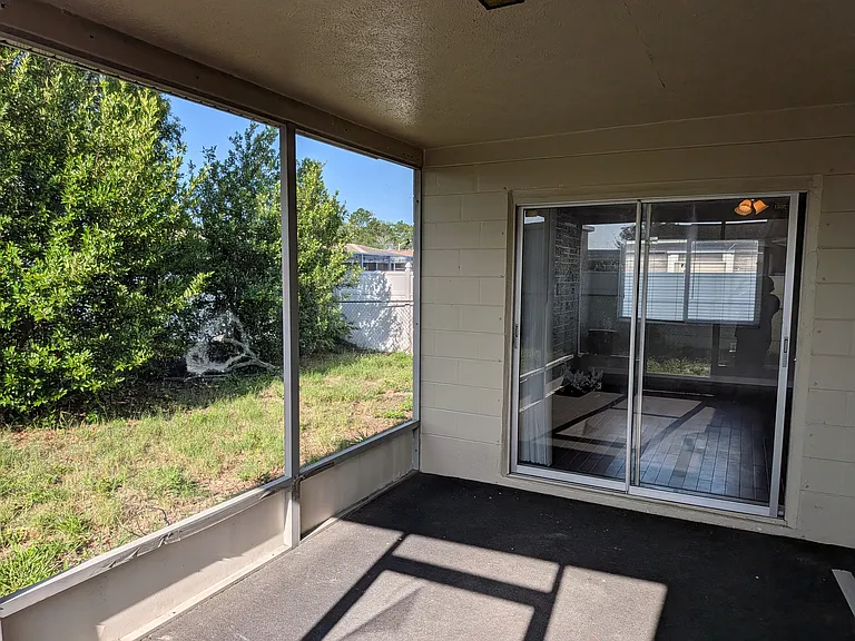 8206 Dedham Dr — Photo 20