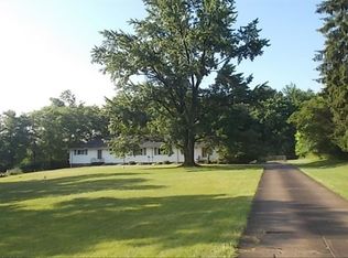 19921 Royalton Rd, Strongsville, OH 44136