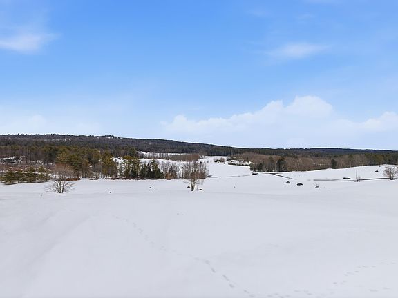 2nd image of 87 Pleasant Hill Road