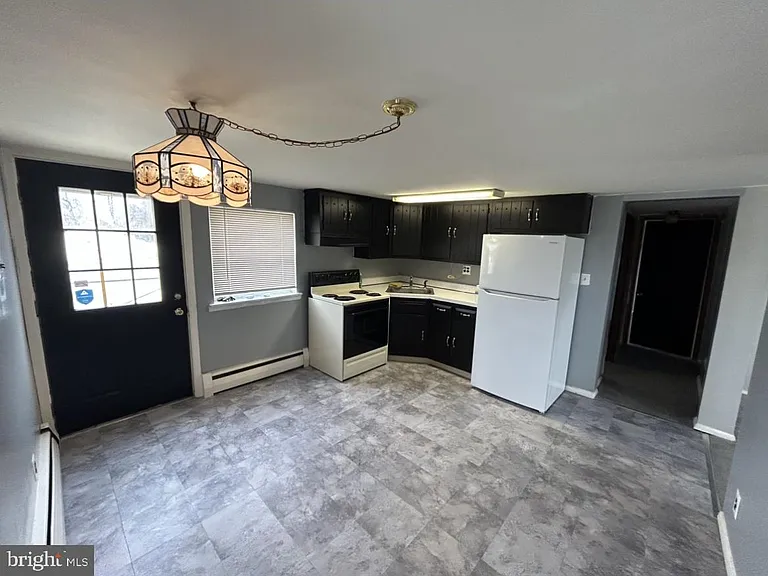513 Cedar Ave — Photo 5