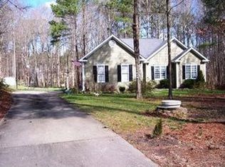 628 Barnwood Ct, Fuquay Varina, NC 27526