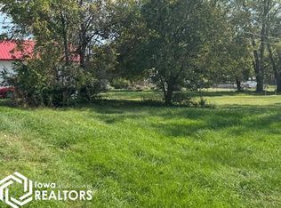 1617 S 18th St, Centerville, IA 52544