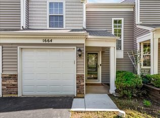 1664 Pebble Beach Cir, Elgin, IL 60123