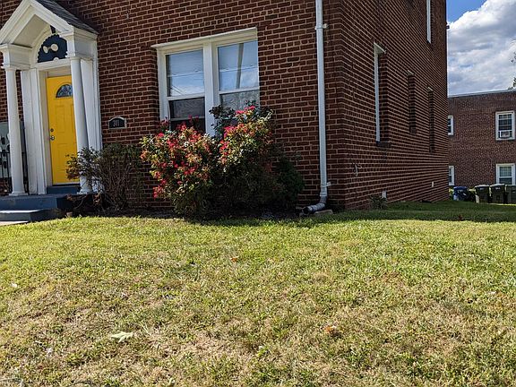 SIDE OF BUILDING