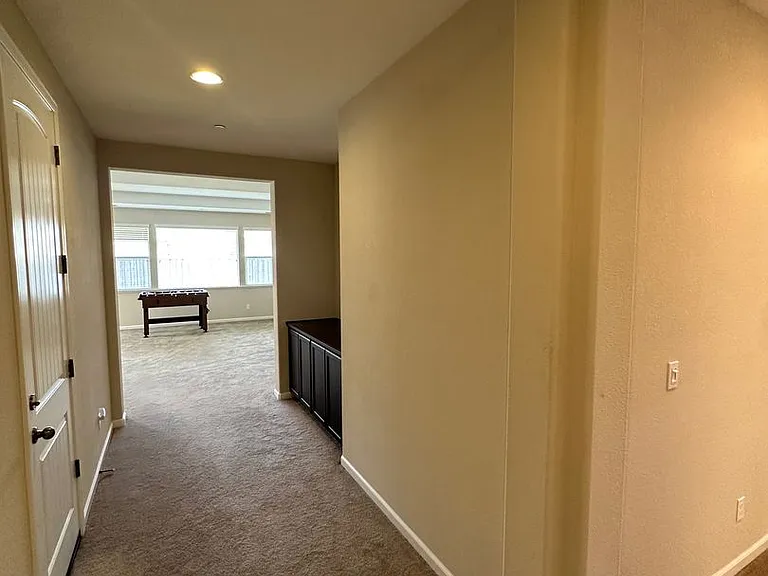 3251 Tinker Creek Way — Photo 2