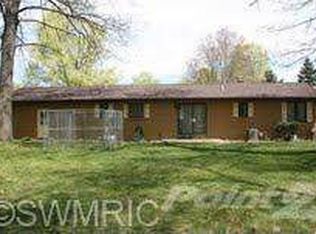 53578 Kathryn Rd, Paw Paw, MI 49079