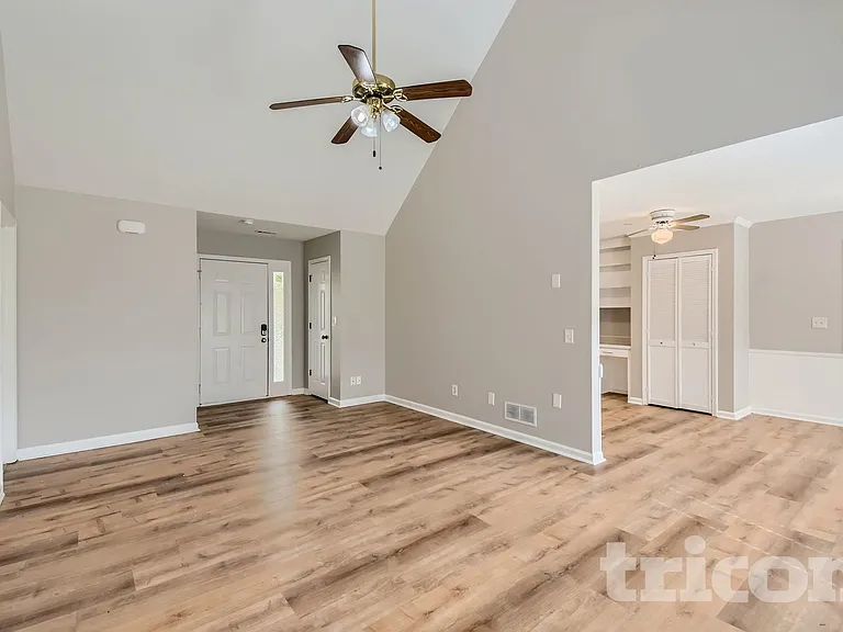 120 Allen Oaks Way — Photo 17