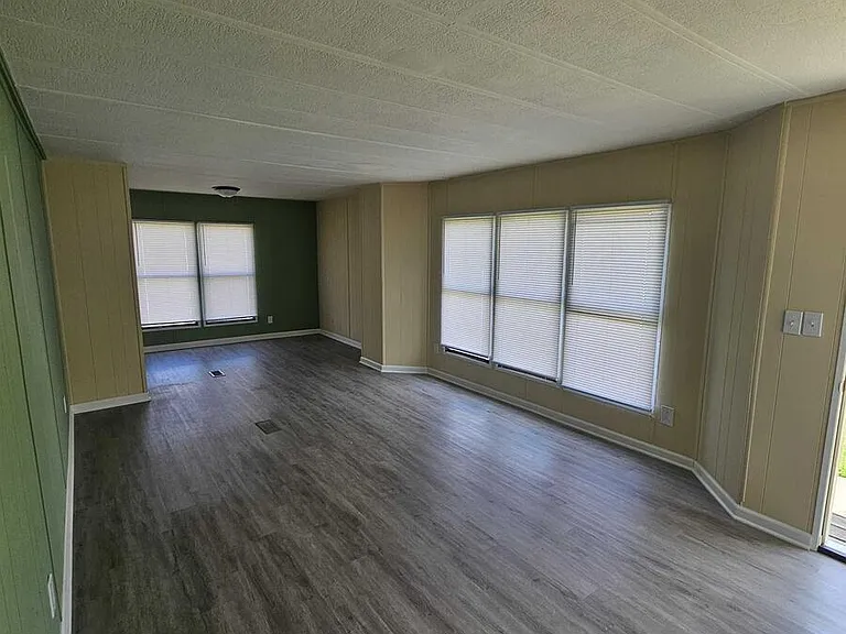 2737 W Washington Ctr #244 — Photo 3
