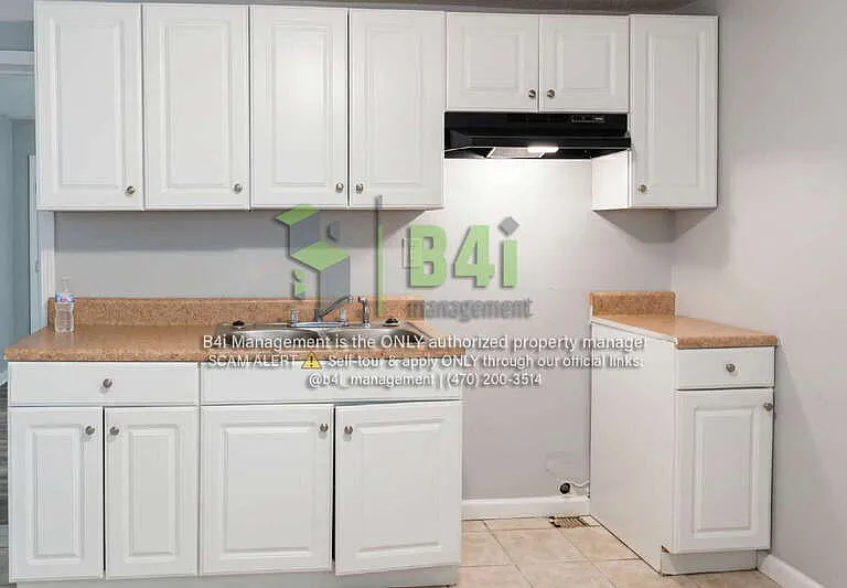 133 Short St — Photo 2