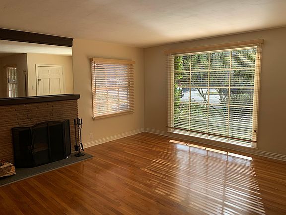 5th image of 22021 Del Valle St