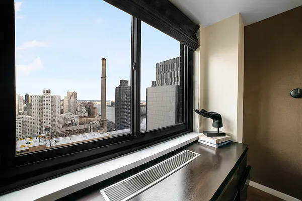 Sold by Highline Residential | media 7