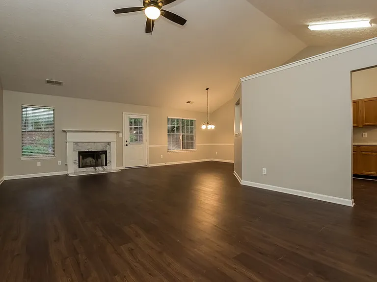 2350 Larpent Court — Photo 5