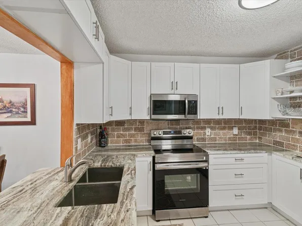 9244 Flynn Circle #2, Boca Raton, FL 33496