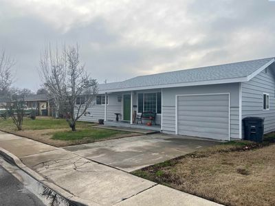 1427 S 7th St, Sunnyside, WA, 98944