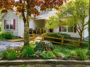32 Yarrow Circle, Newland, NC 28657