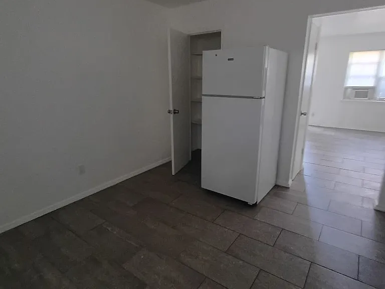 Winchester Estates Apartments - Where Comfort Meets Affordability — Photo 35