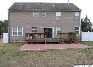 2nd image of 748 Lakeside Dr N